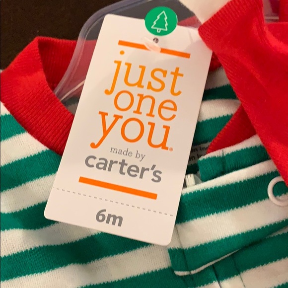 Carter’s 6m Footie Onesie with Matching Hat - Picture 6 of 8
